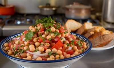 Best Ensalada de Garbanzos Near Me